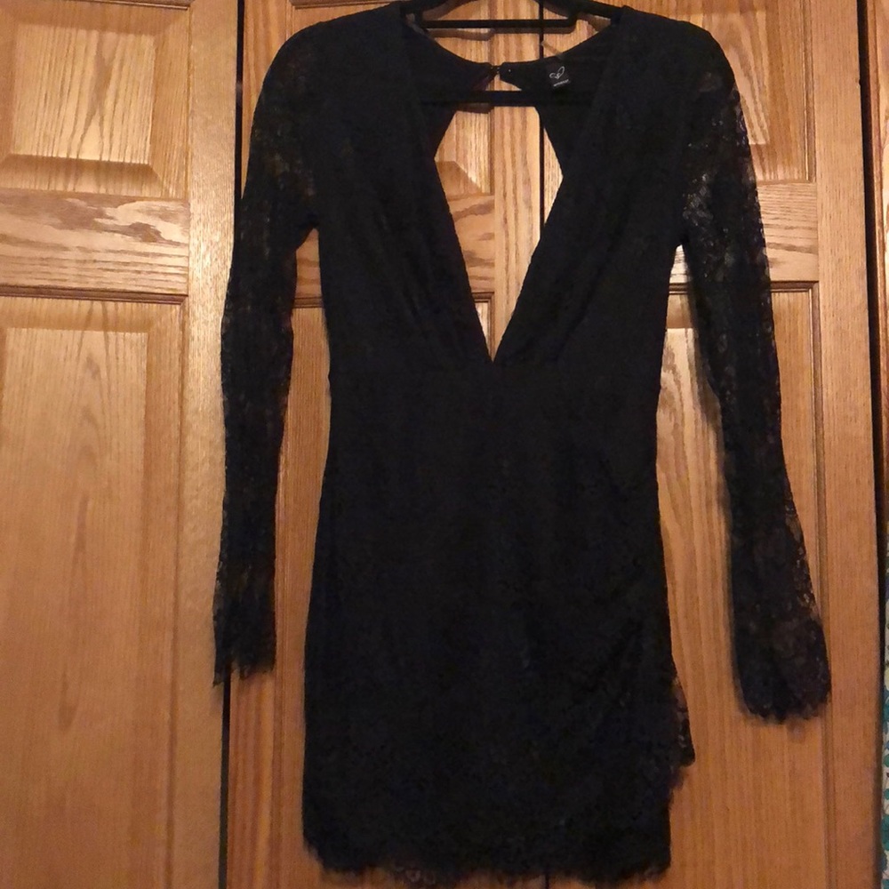 Windsor lace dress